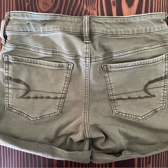 3/$30 American Eagle Shorts Size 0 - Picture 5 of 14